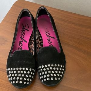 Sketchers Black Suede Studded Flats